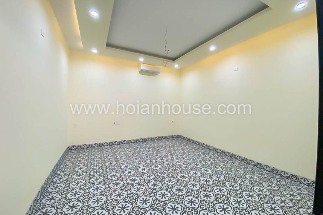 Come Out To See This Charming Wooden Premise For Rent In An Hoi, Old Town, Hoi An! ( 8 Million Vnd/month – Approximately $340)(hah621)