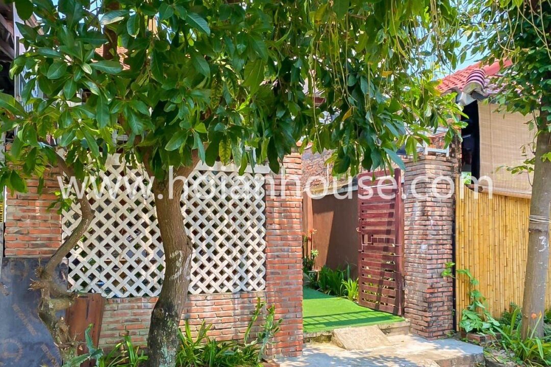 2 Bedroom House For Rent In Nice And Friendly Community Of Tan Thanh Beach, Cam An.(9 Million Vnd/month – Approximately $400)(hah581).