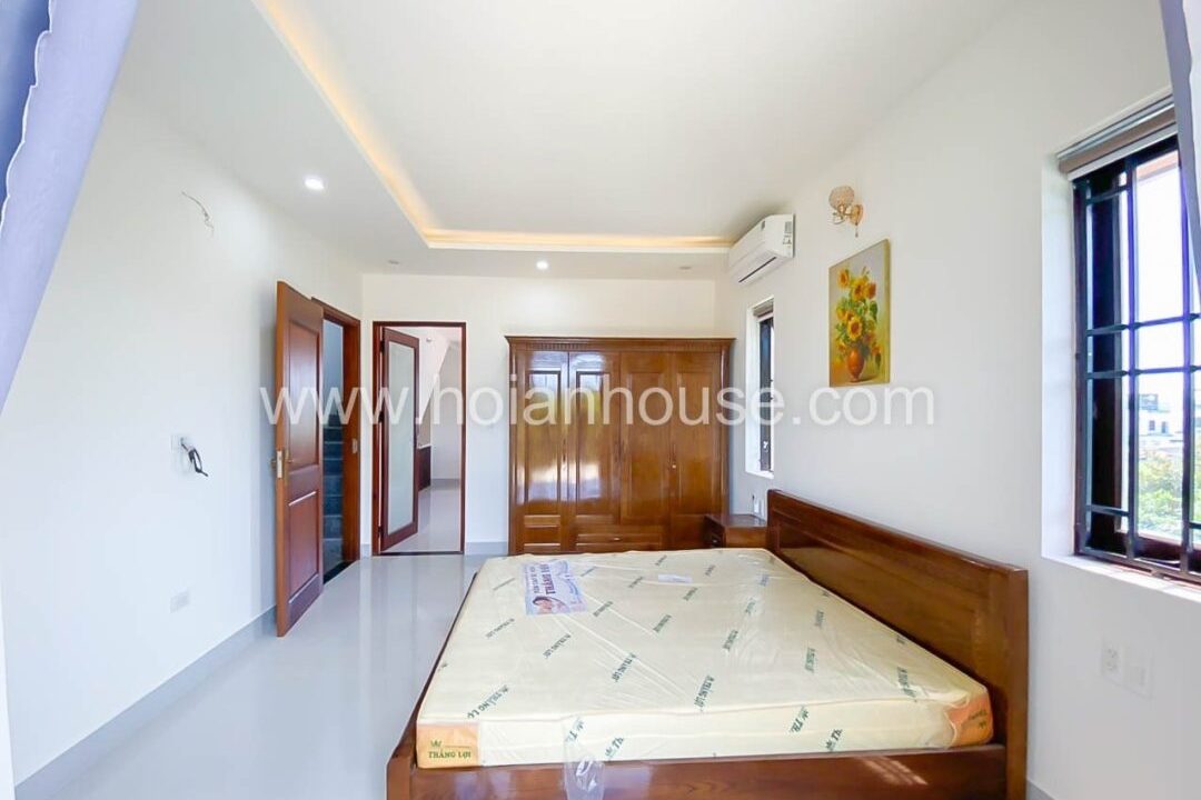 Full Air Conditioner 1 Bedroom/1 Bathroom Apartment For Rent Located In Cam Nam, Hoi An With Great View. ( 5 Million Vnd $220)(hah591)