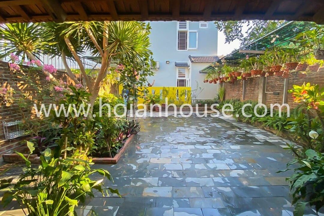 Very Cool 3 Bedroom, 3 Bathroom House With Garden For Rent In Cam Ha, Hoi An (14 Million Vnd/month Approximately $600)(hah599)