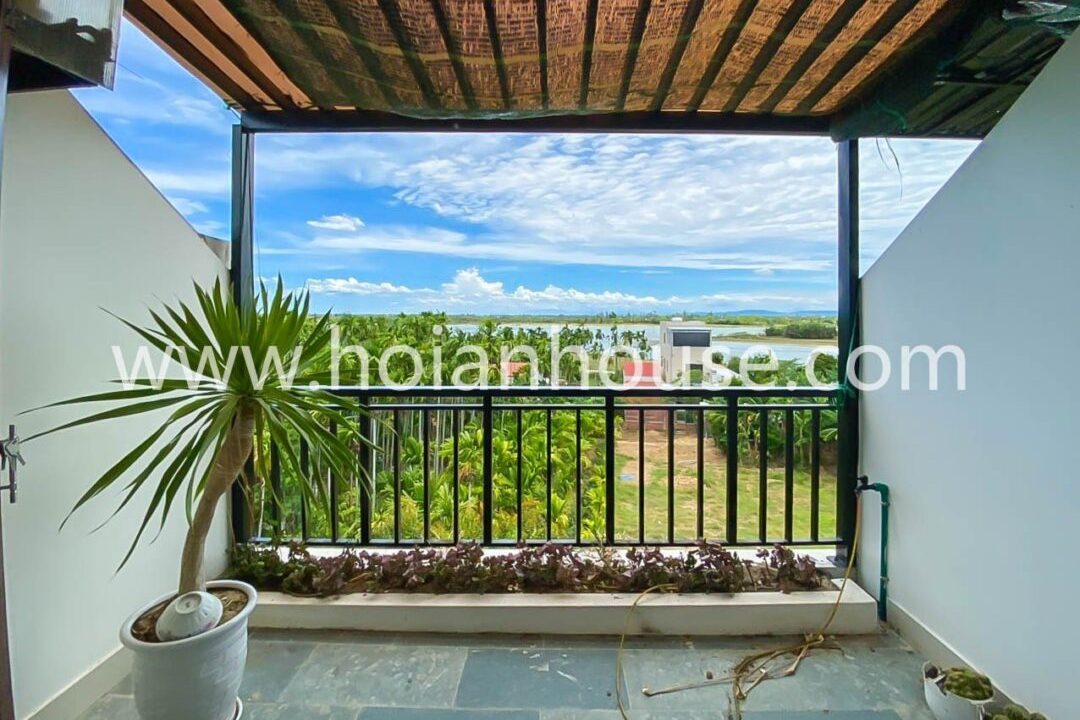 New Studio Apartment For Rent Located On The Top Floor In The Picturesque Area Of Cam Nam, Hoi An. (4,5 Million Vnd/month Approximately $190)(hah606)