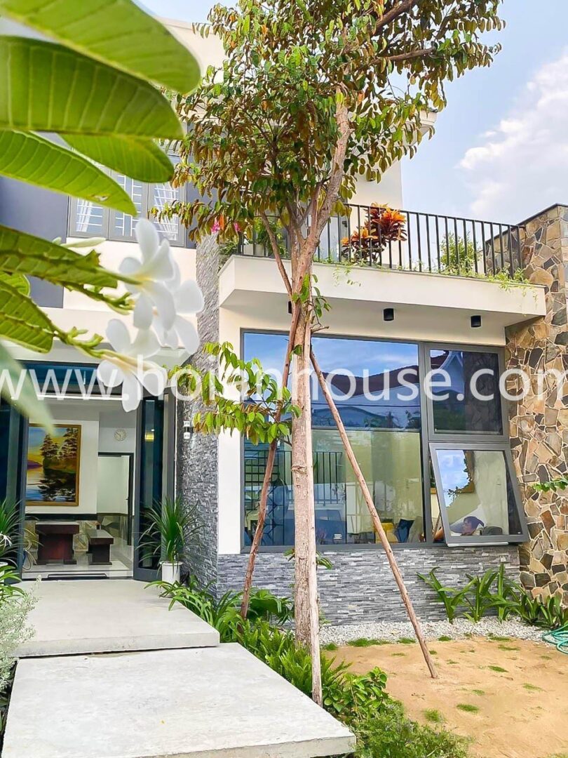 3 Beds, 2 Baths House With Garden For Rent In Cam Chau, Hoi An( 15 Million Vnd/month – Approximately $635)(hah610)