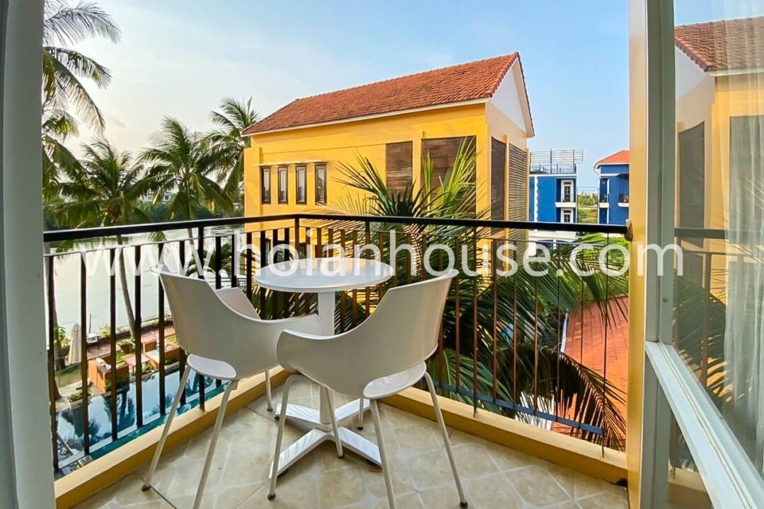 1 Bedroom Studio With A Stunning View Of The River And The Luxury Of A Swimming Pool.(6 Million Vnd/month – Approximately $250)(hah615)
