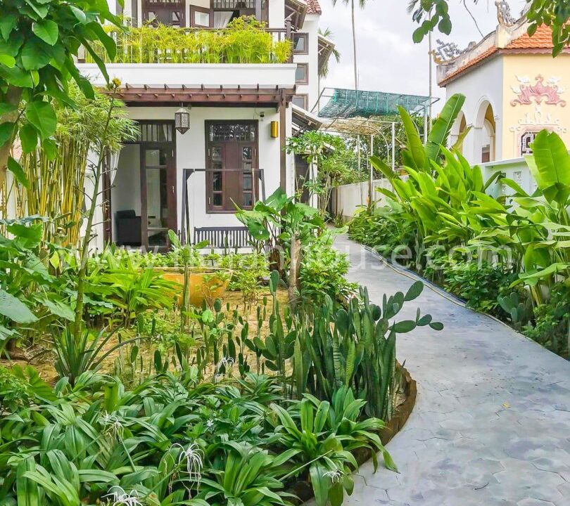 3 Bedroom House With A Beautiful Garden For Rent In Cam Thanh, Hoi An.(12 Million Vnd/month Approximately $500)(hah643)