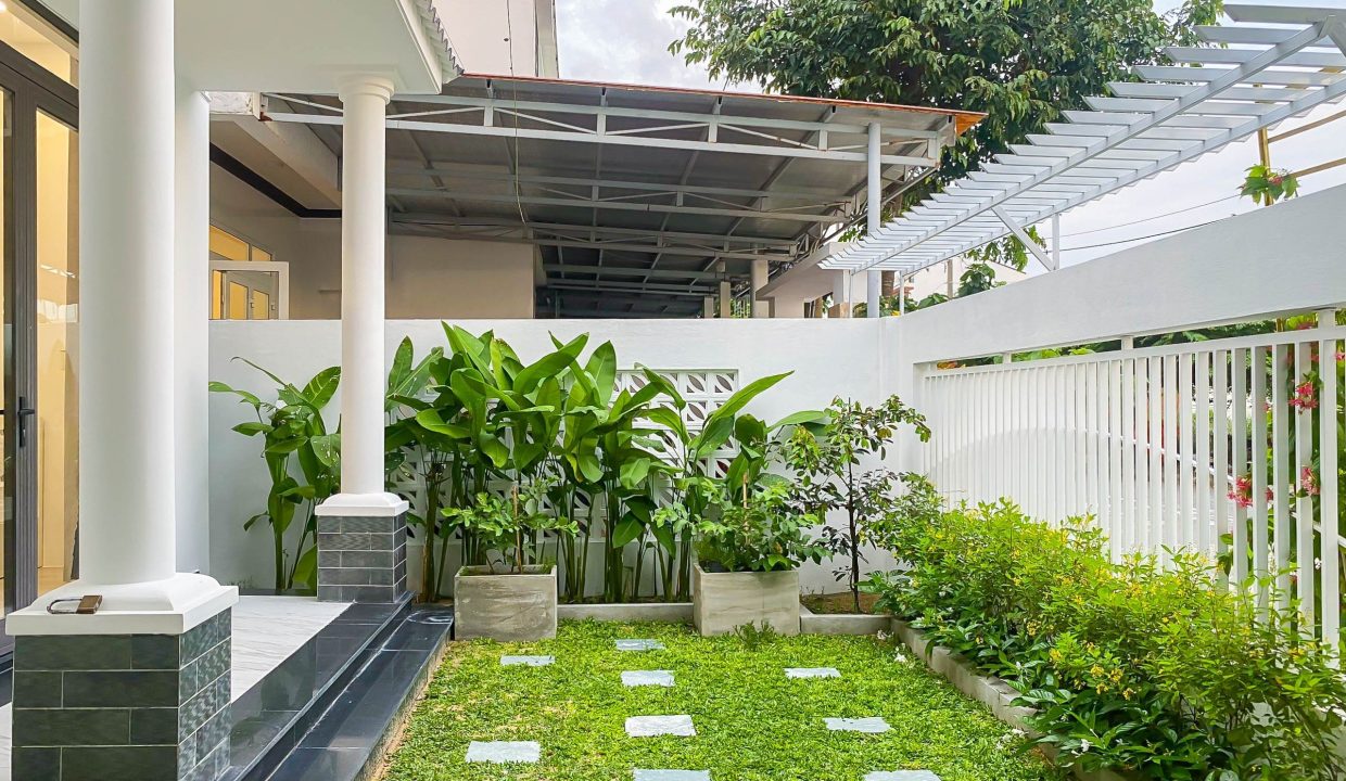 4 Beds, 5 Baths House For Rent In The Beach Area, Hoi An (hah660)
