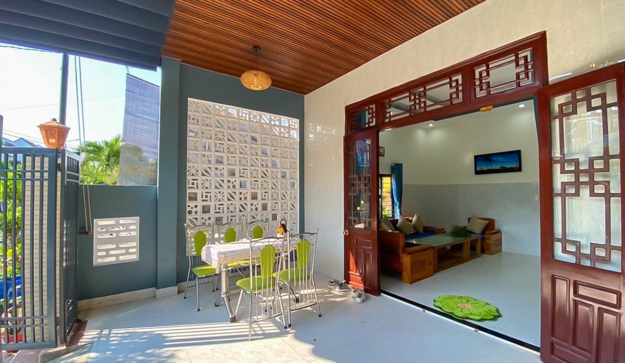 (hah677) A 2 Bedroom House For Rent On An Bang Beach.