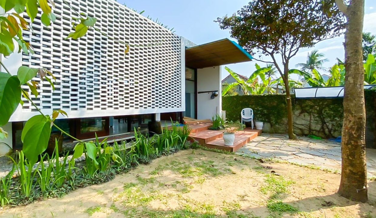 (hah676) Beautiful 3 Bedroom House With A Private Saltwater Pool For Rent In Hoi An.
