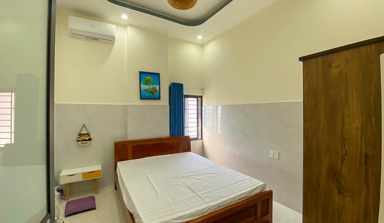 (hah677) A 2 Bedroom House For Rent On An Bang Beach.