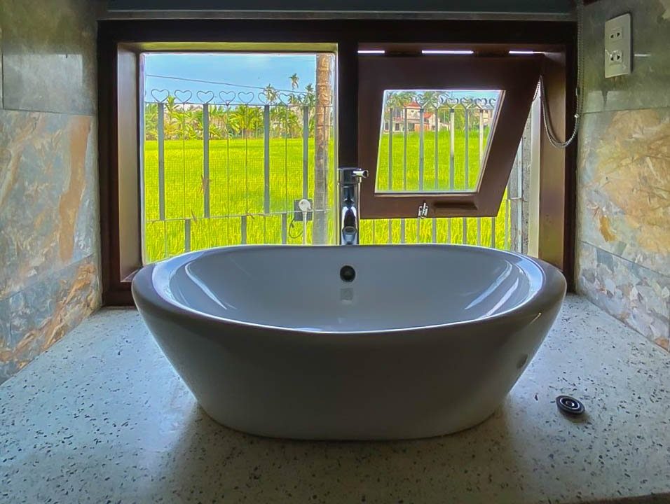 (hah676) Beautiful 3 Bedroom House With A Private Saltwater Pool For Rent In Hoi An.