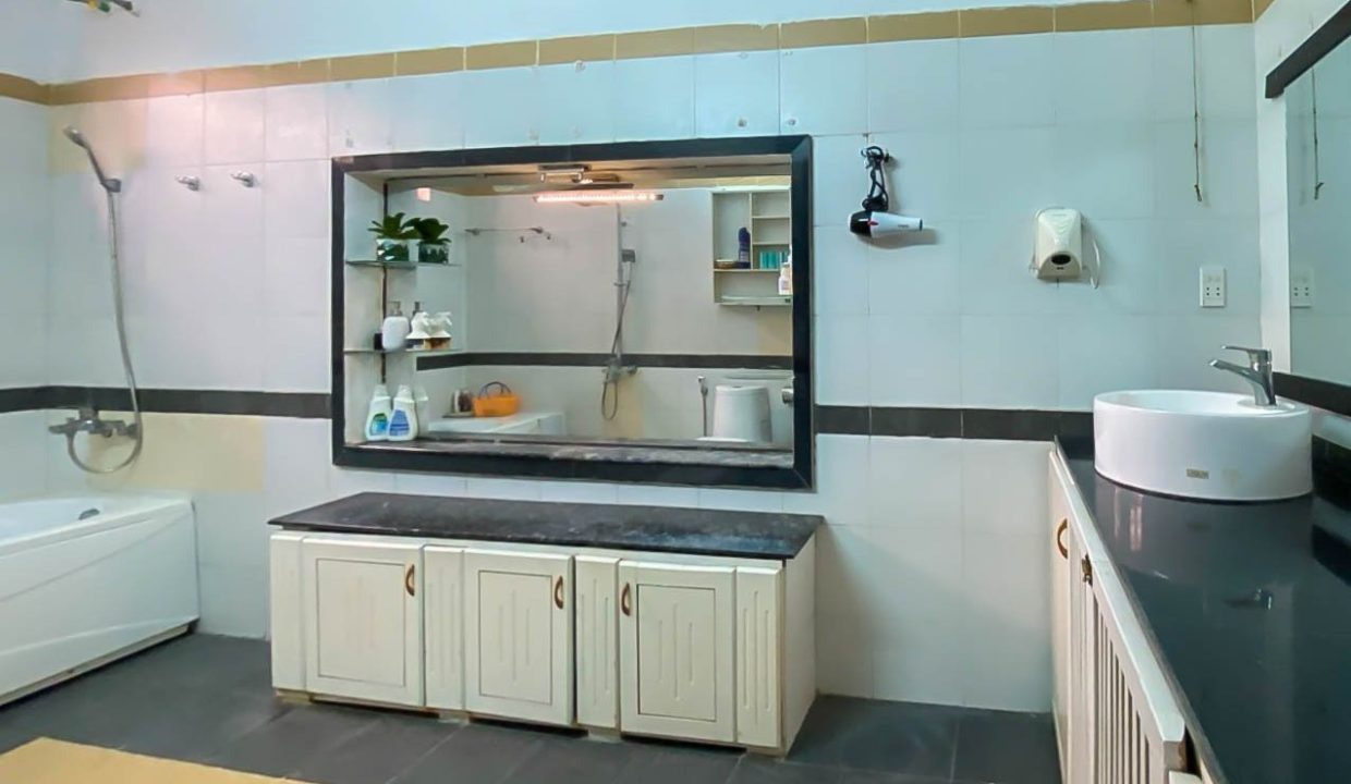 (hah684)3 Bedroom House For Rent With River View On Hoi An