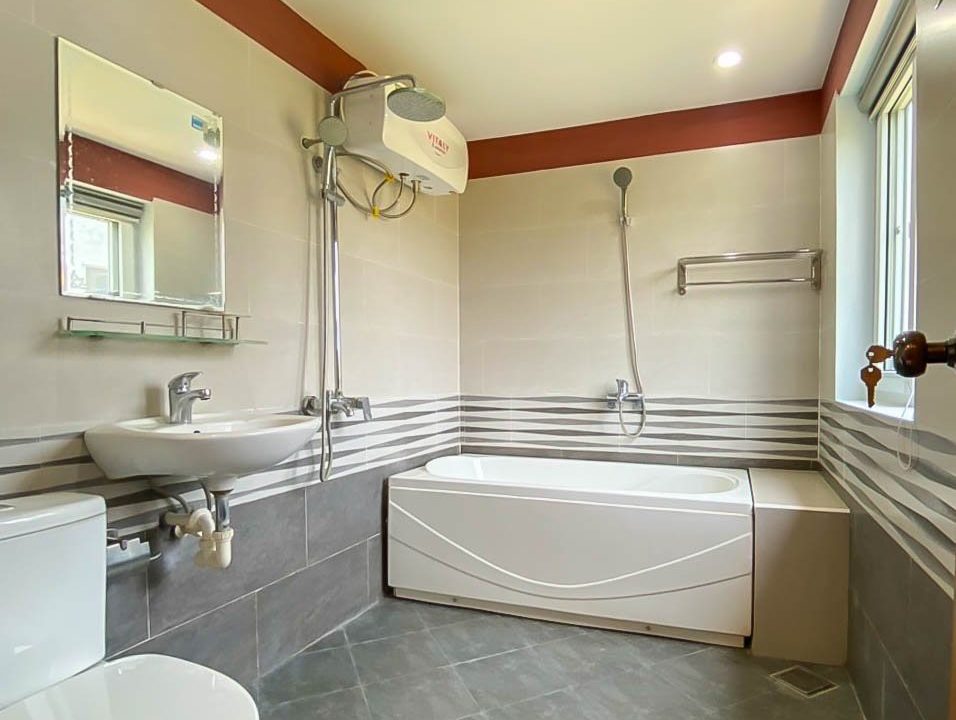 (hah681) 1 Bedroom Apartment With Pool For Rent